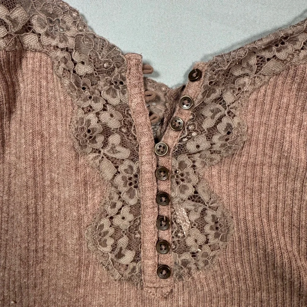 Free People Ribbed Lace Floral Top M Dusty Rose Bella Swan Ren Faire Babydoll
